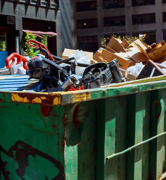 Sperrmull-entsorgen-in-der-Hauptstadt-Auf-unsere-Expertise-konnen-Sie-bauen